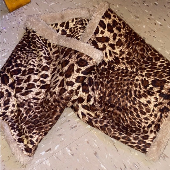 Accessories - Leopard infinity scarf brand new